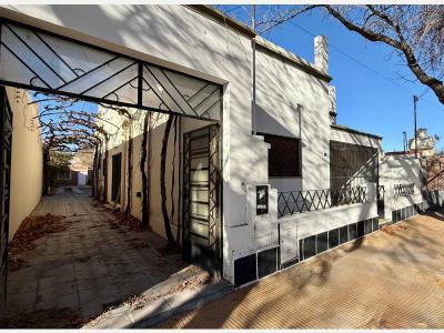 Casas Venta San Juan Venta. Casa Con Gran Terreno En Zona Cntrica - 600 M2 De Oportunidad. Reta Martilleros.