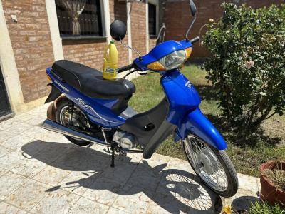 Motos y Bicicletas Usado   2012