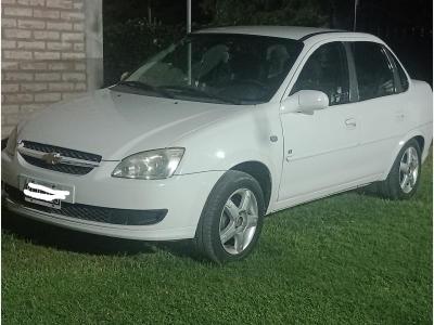Chevrolet Classic 2011 Usado