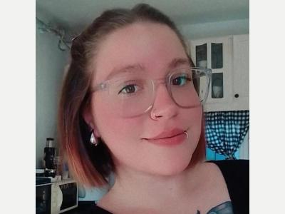  Busco empleo de atenci�n al cliente, vendedora o cajera 