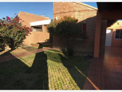Casas Venta San Juan Casa Barrio Natania Residencial De 3 Dormitorios Ampliada Con 2 Baños Y 125 M2