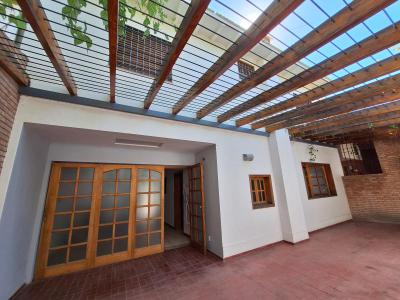 Casas Venta San Juan Venta, Casa en Barrio Mallea. Capital