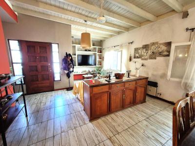 Casas Venta San Juan Venta. Casa Esquina Desamparados. Capital.