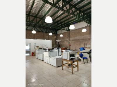 Locales Comerciales Venta San Juan Galpon/Local en Circunvalacion antes de San Lorenzo - Santa Lucia