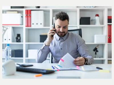  Se necesita personal administrativo 