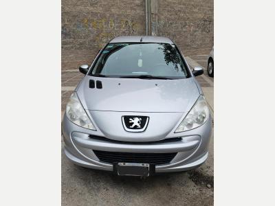 Peugeot 207 Compact 2014 Usado