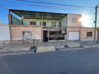 Casas Venta San Juan VENDO: Propiedad con dos viviendas en Capital | Ideal para familia o inversi�n