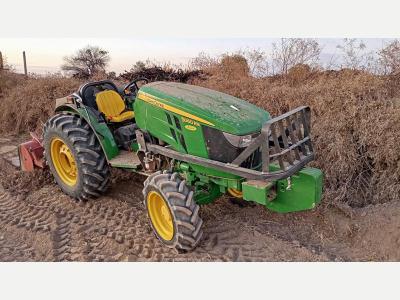  Busco trabajo como encargado de finca tractorista encargo de pa�ol 