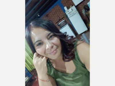  Busco trabajo como ni�era, servicio domestico, cuidadora de adultos mayores, planchado. 